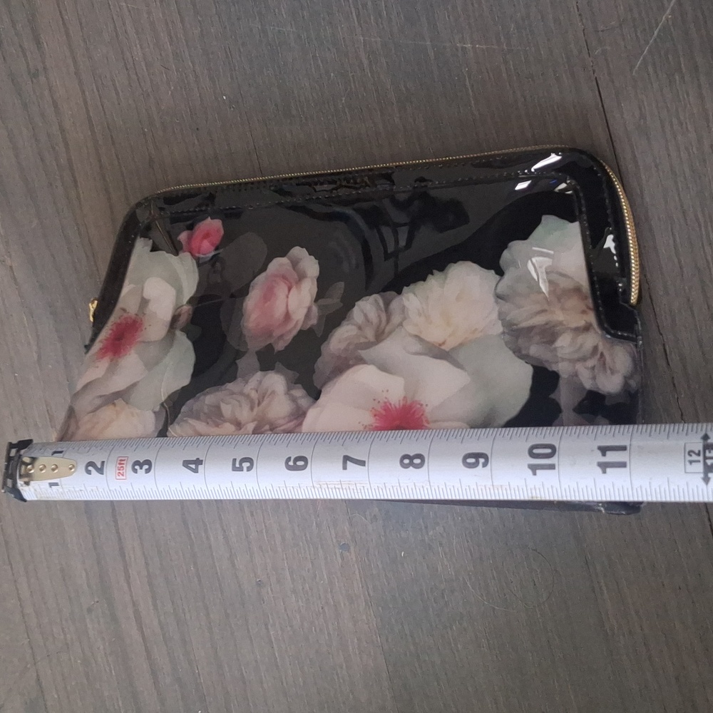 Ted Baker London Black Floral Make Up Bag - Picture 10 of 11